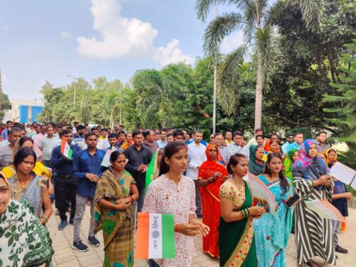 independence day : भारत माता की जय के नारों से गूंजी राजधानी