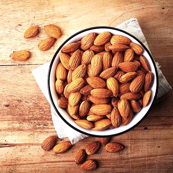 Almond :बादाम को करे खाने में शामिल जानिए कई सारे लाभ